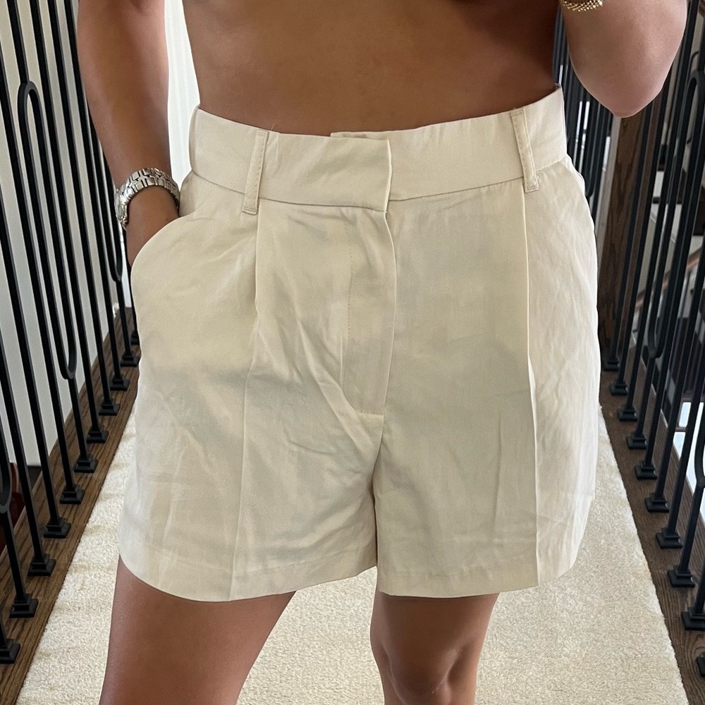 Zara cream shorts
